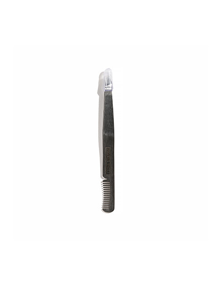 Pince sourcils et peigne acier NUMERIC PROOF